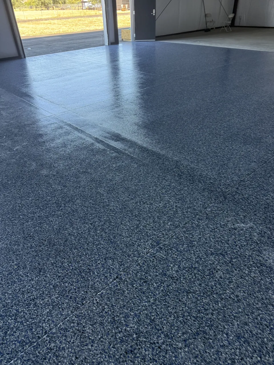 Orbit Blend flake along the shop wall